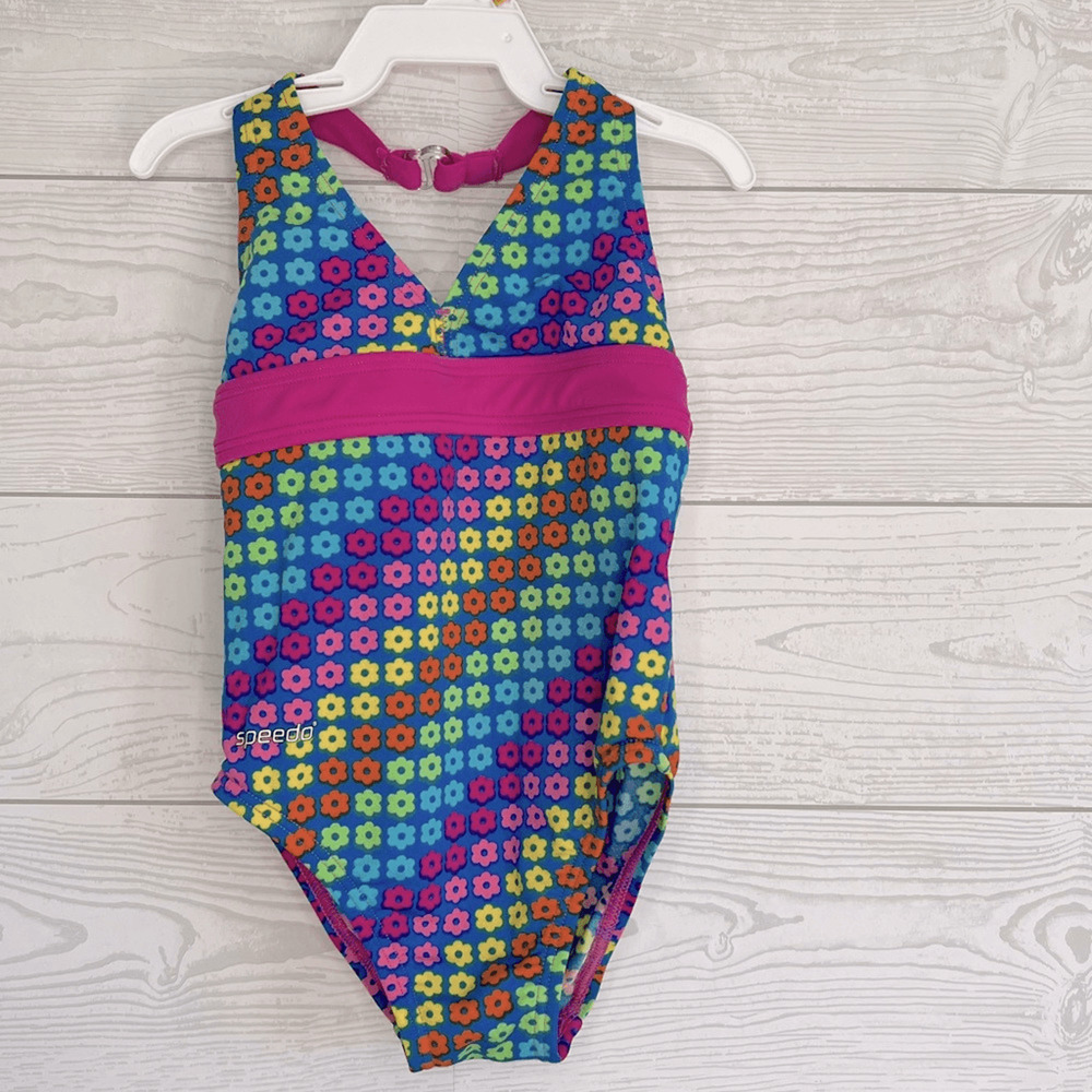 Girl’s Speedo one piece halter swimsuit Size 4